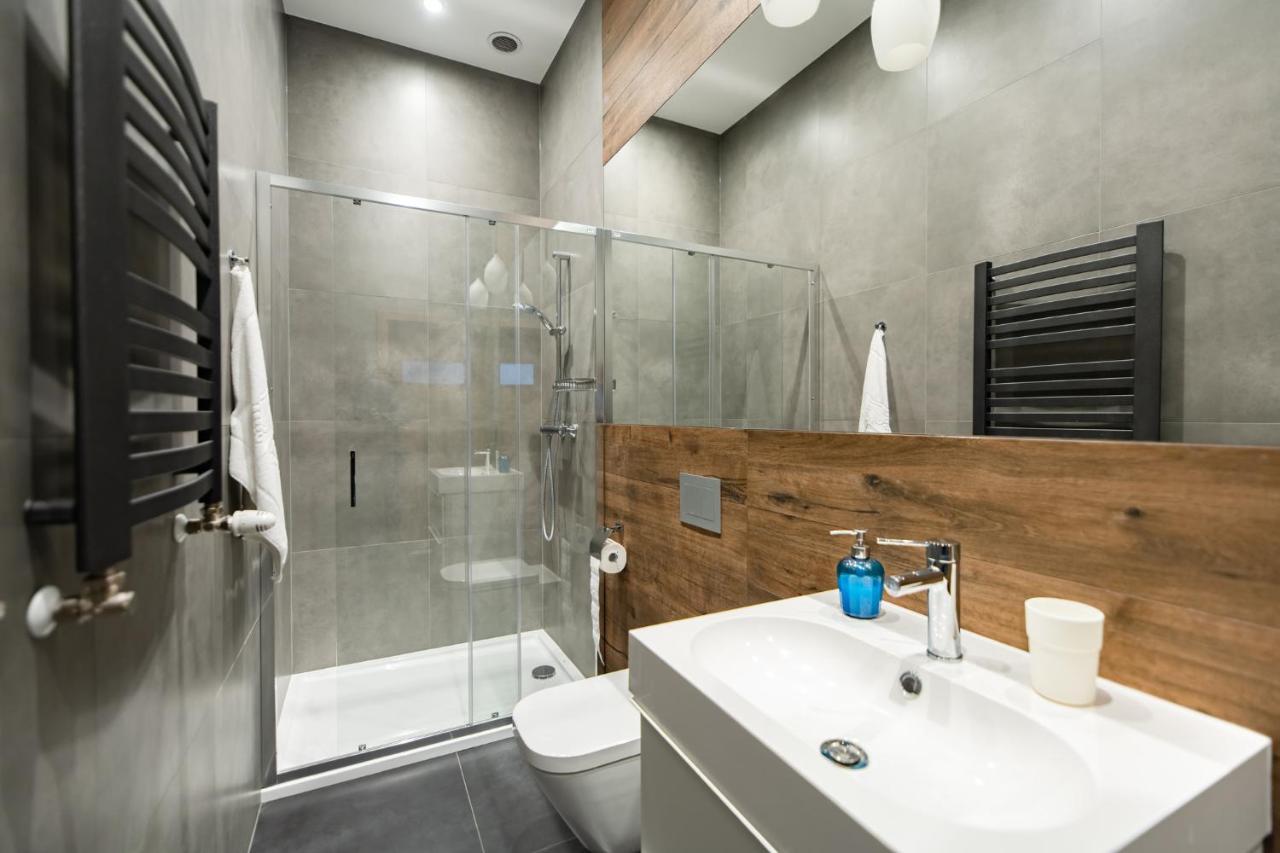 Neo Sky Apartment, Free Parking, 15 Min Walk Old Town&Kazimierz - By Homelike קרקוב מראה חיצוני תמונה